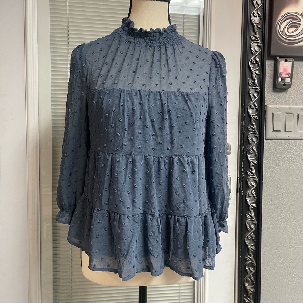 Monteau Los Angeles new with tags women blouse size medium